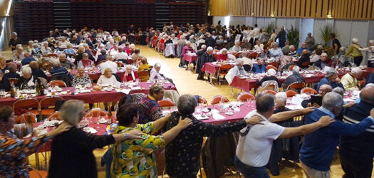 Repas des aînés à la salle Cap Caval